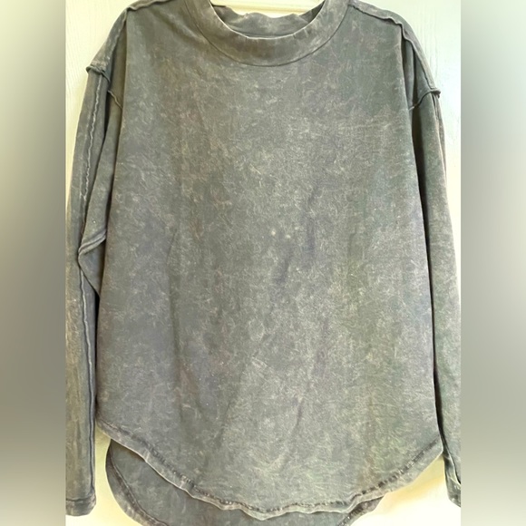 Free People Tops - NWT Free People Movement long sleeve top gray size large buttery soft